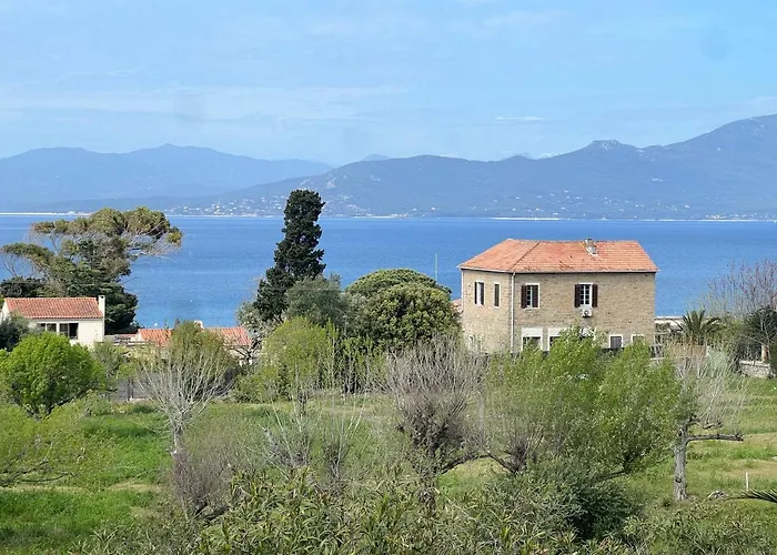 Campsite La Vallee 2 *